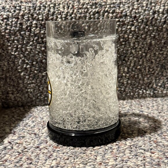 Boston Bruins Official Patented Freezer Mug 16 oz - Picture 5 of 8